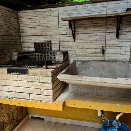Ilhabela - Casa Praia Curral 2 Dormitorios, Ar-Condicionado, Wi-Fi, Garagem Ngoại thất bức ảnh